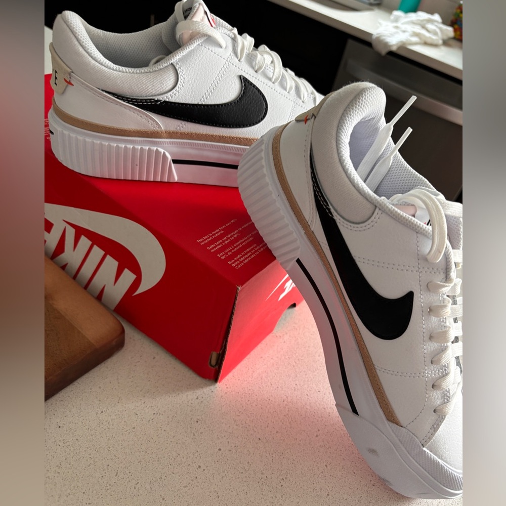 Nike Court Legacy women’s shoes